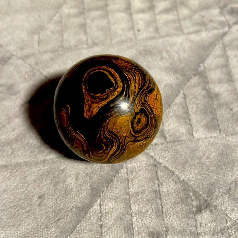 Sculpture ball